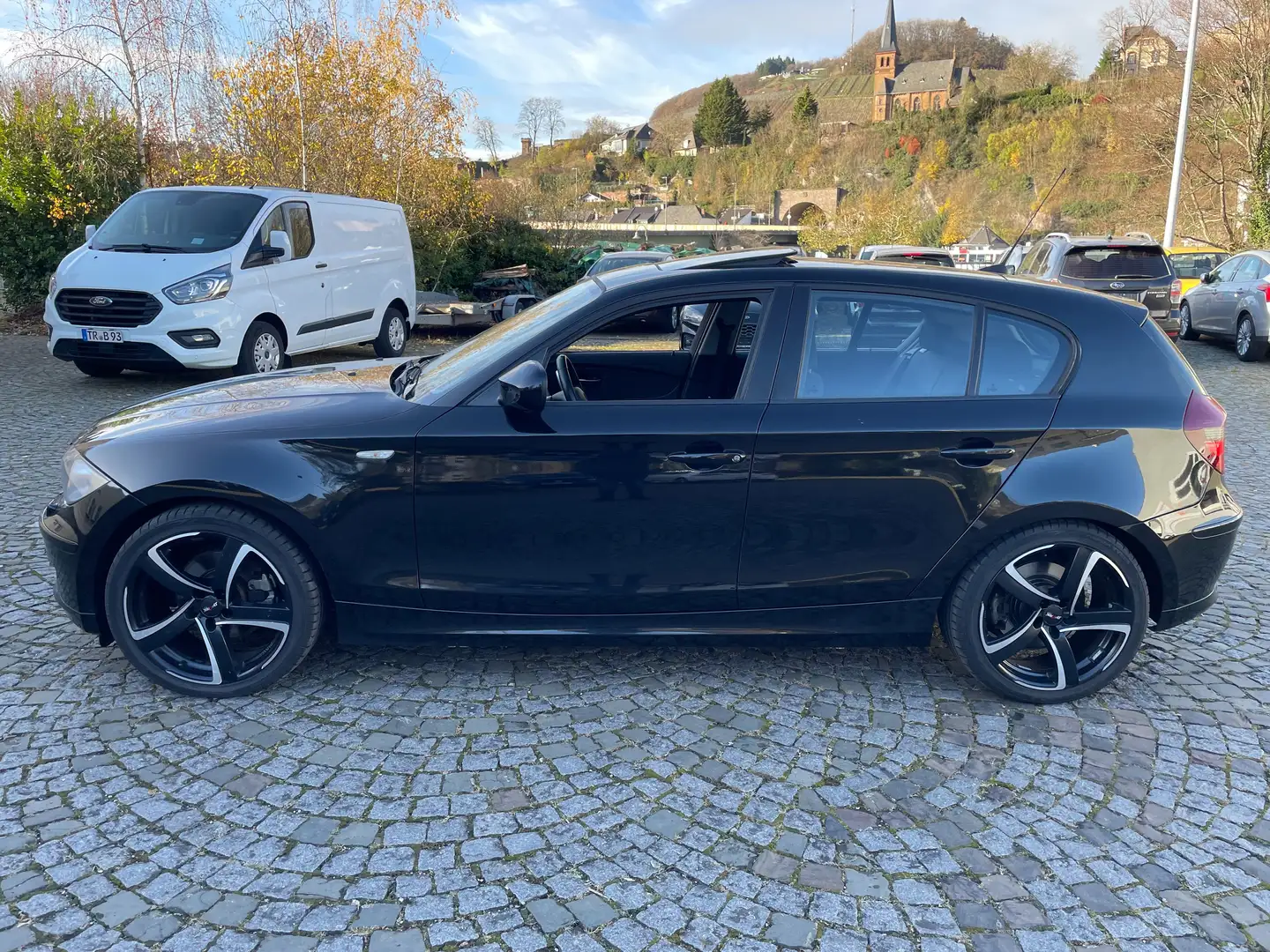BMW 120 d Navi* Bi Xenon Schwarz - 2