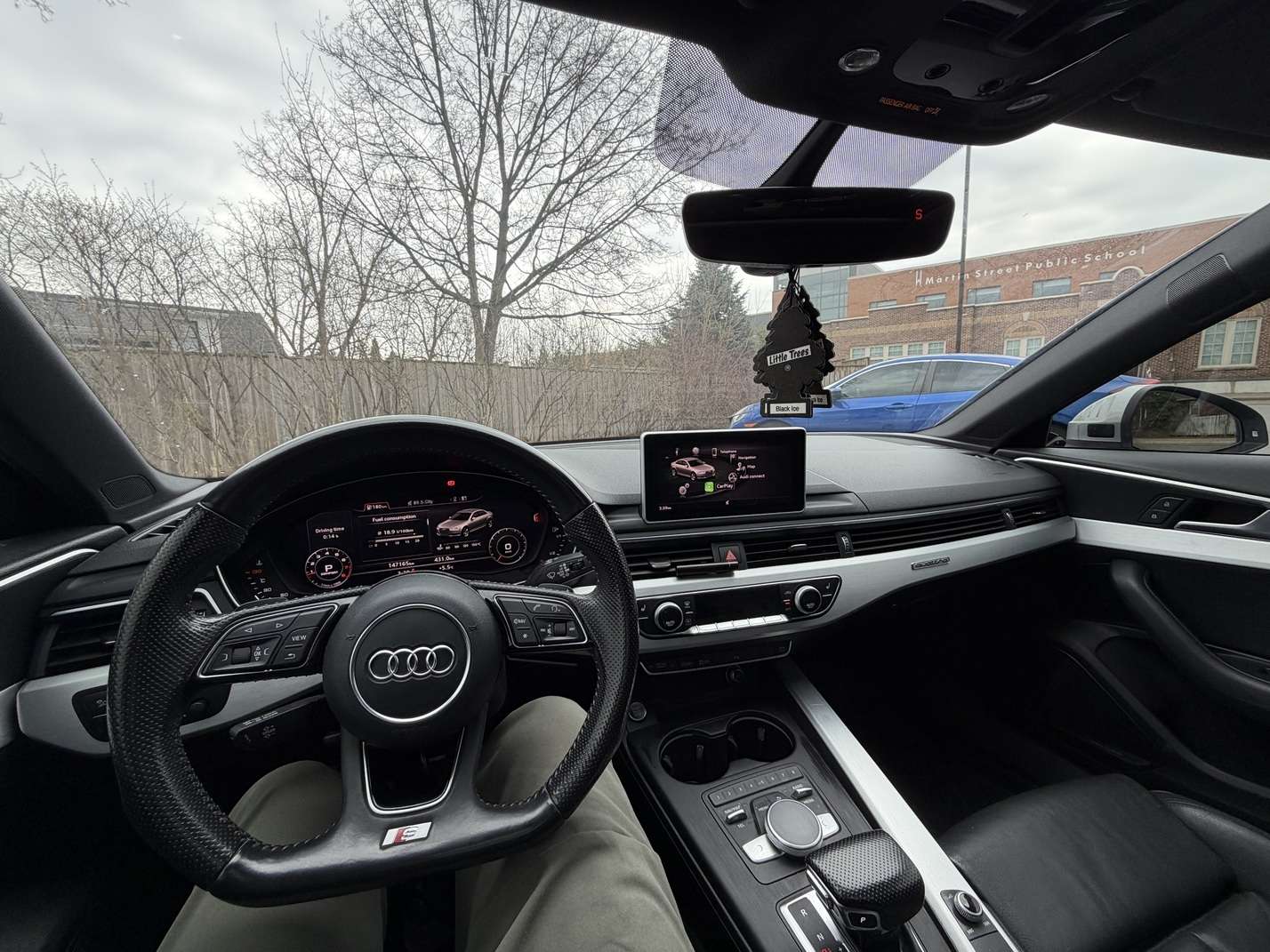 2017 Audi A4 4dr Sdn Man Technik quattro thumb 8
