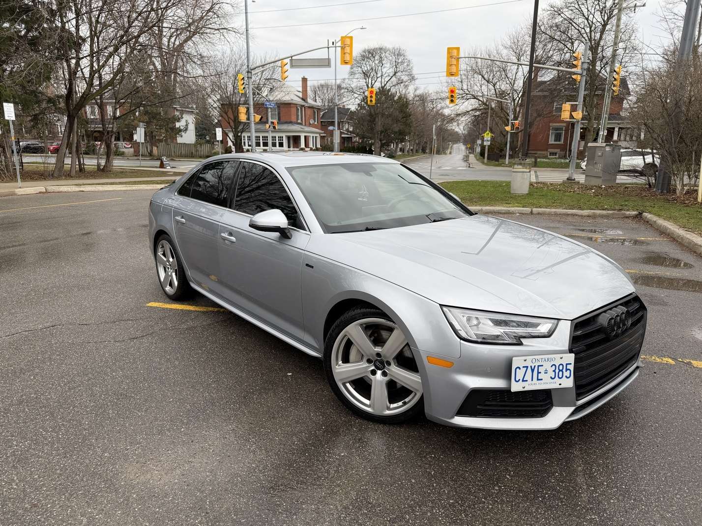 2017 Audi A4 4dr Sdn Man Technik quattro