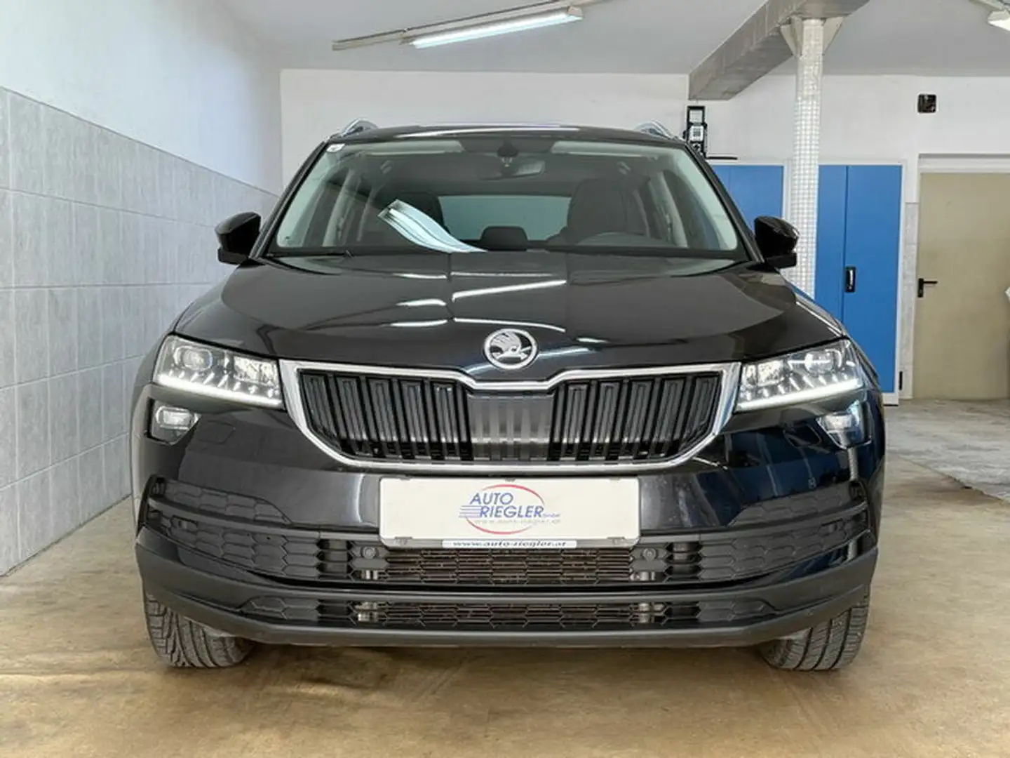 Skoda Karoq Style 4x4 DSG ''LED-Navi-Kamera-AHK-Sitzh.'' Schwarz - 2