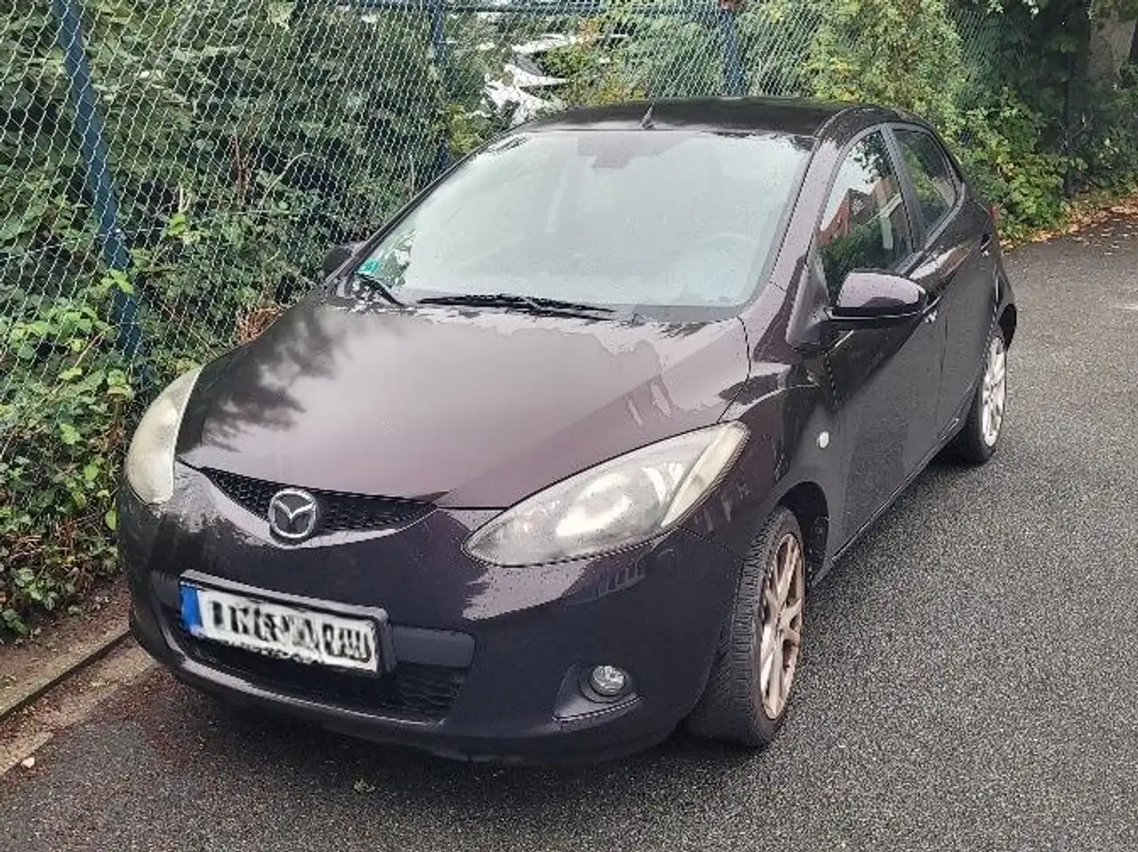 Mazda 2