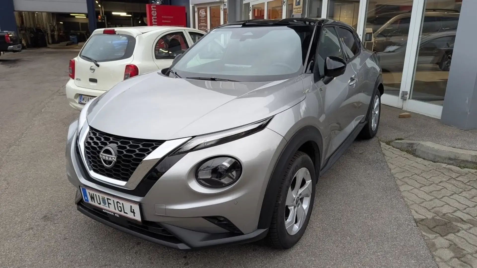 Nissan Juke DIG-T 117 TEKNA Silber - 2
