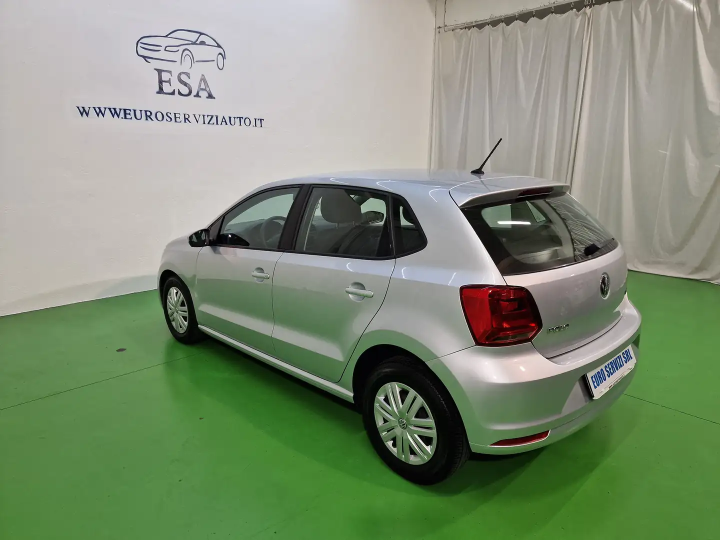 Volkswagen Polo Polo V 2014 5p 1.4 tdi Trendline 75cv Argento - 2