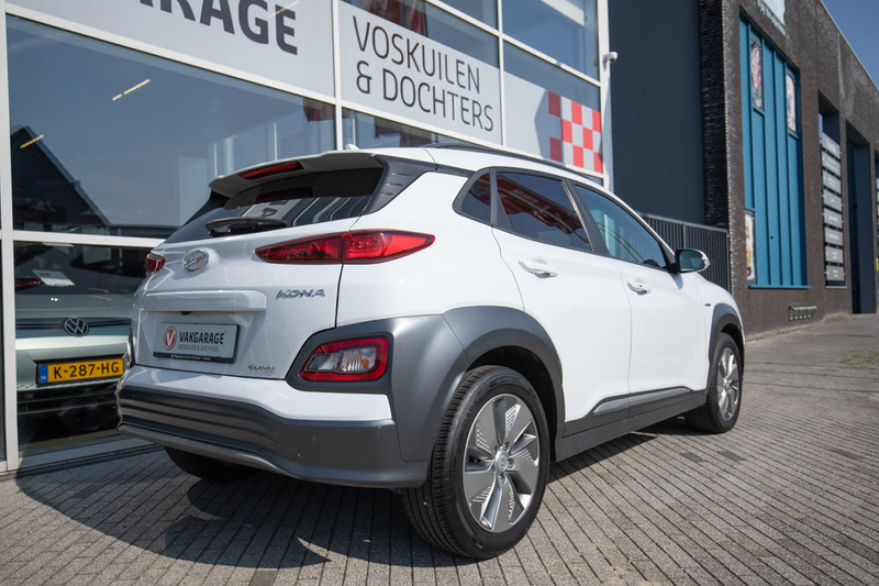 Hyundai KONA EV Fashion XPrime 64 kWh | Camera | Dodehoeksensor — photo 12