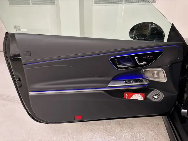 Mercedes-Benz CLE 200 4MATIC Cabriolet Totw LED Distr PTS  HUD Ansicht 14