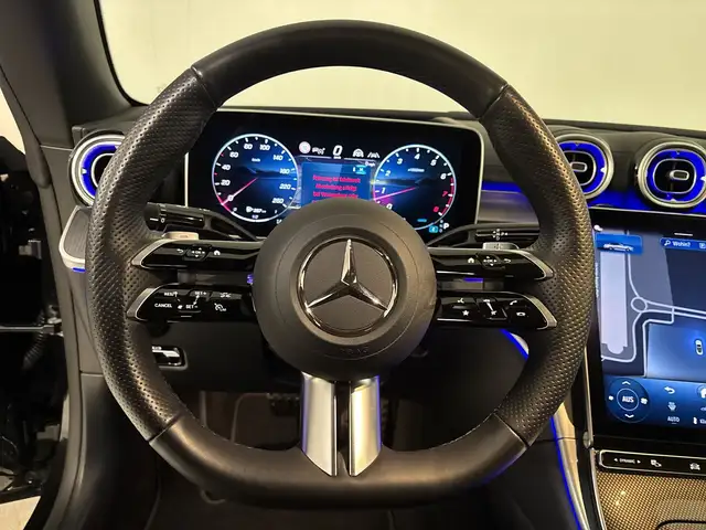 Mercedes-Benz CLE 200 4MATIC Cabriolet Totw LED Distr PTS  HUD Ansicht 12