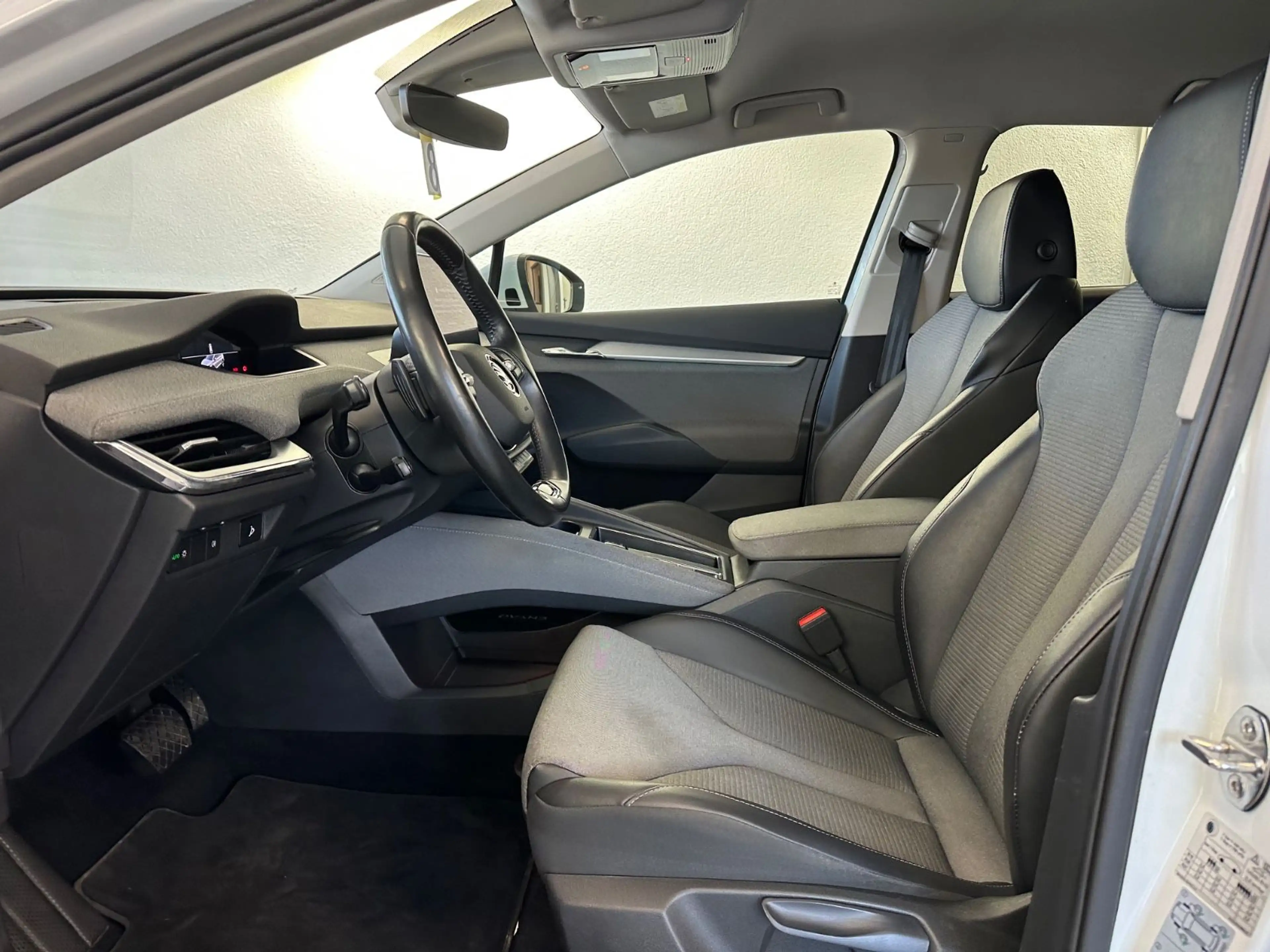 Skoda Enyaq 60 Loft | SOH 90,1% | WÄRMEPUMPE | 58kWh — photo 9