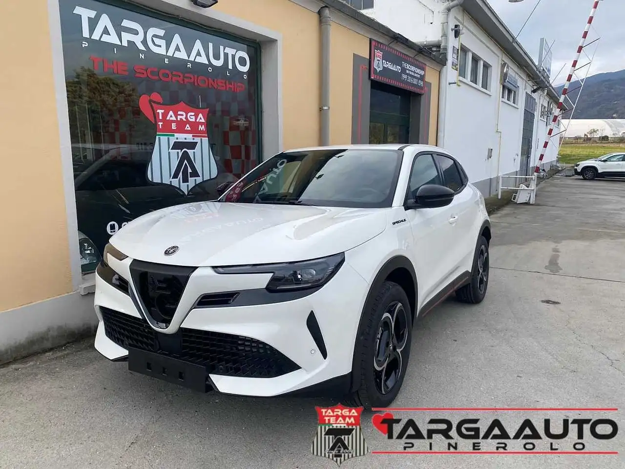 Alfa Romeo Junior 2025
