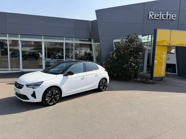 Opel Corsa-e GS ULTIMATE-PAKET+AT+NAV+SHZ+LHZ+PDC Klima Navi