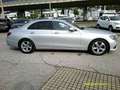 Mercedes-Benz E 220 d Aut. Silber - thumbnail 4