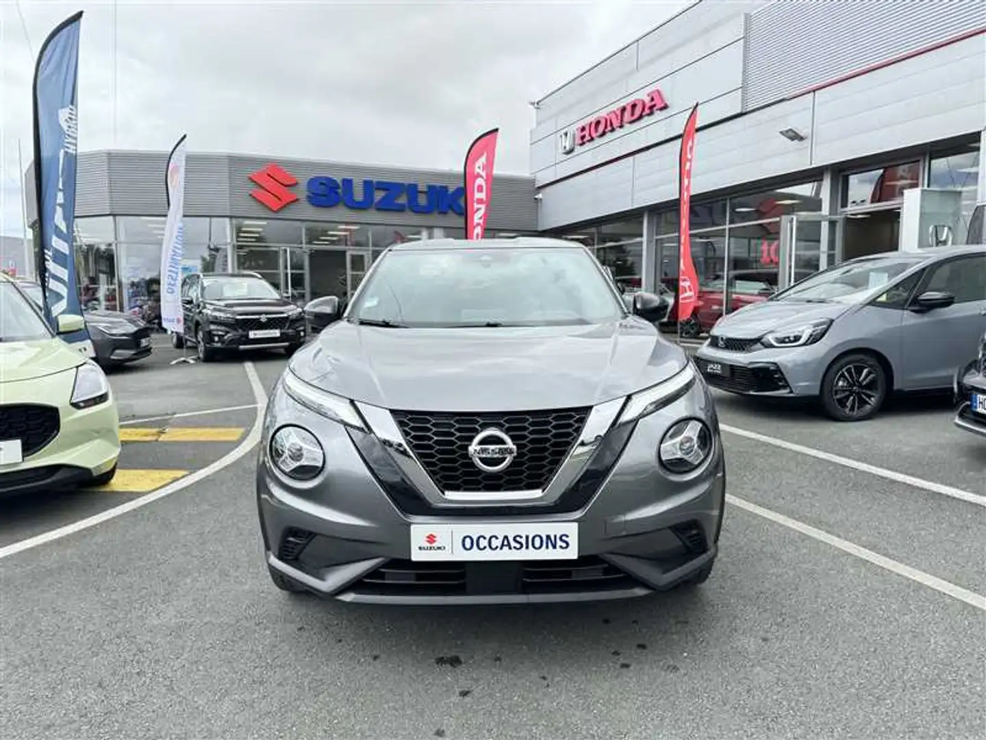 Nissan Juke DIG-T 117 N-CONNECTA Gris - 2