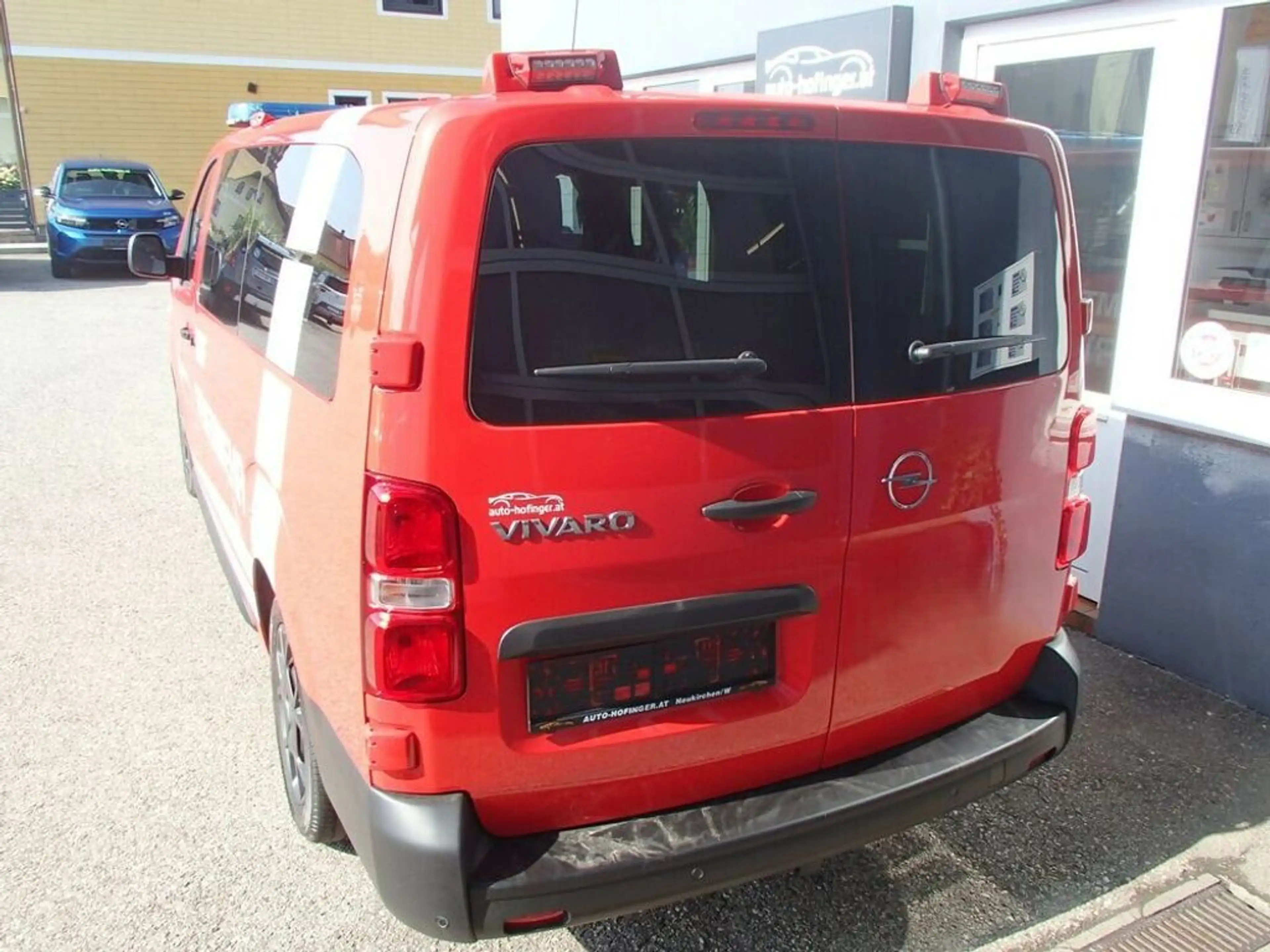 Opel Vivaro Kombi 2,2 Diesel XL Aut., FEUERWEHR — photo 3