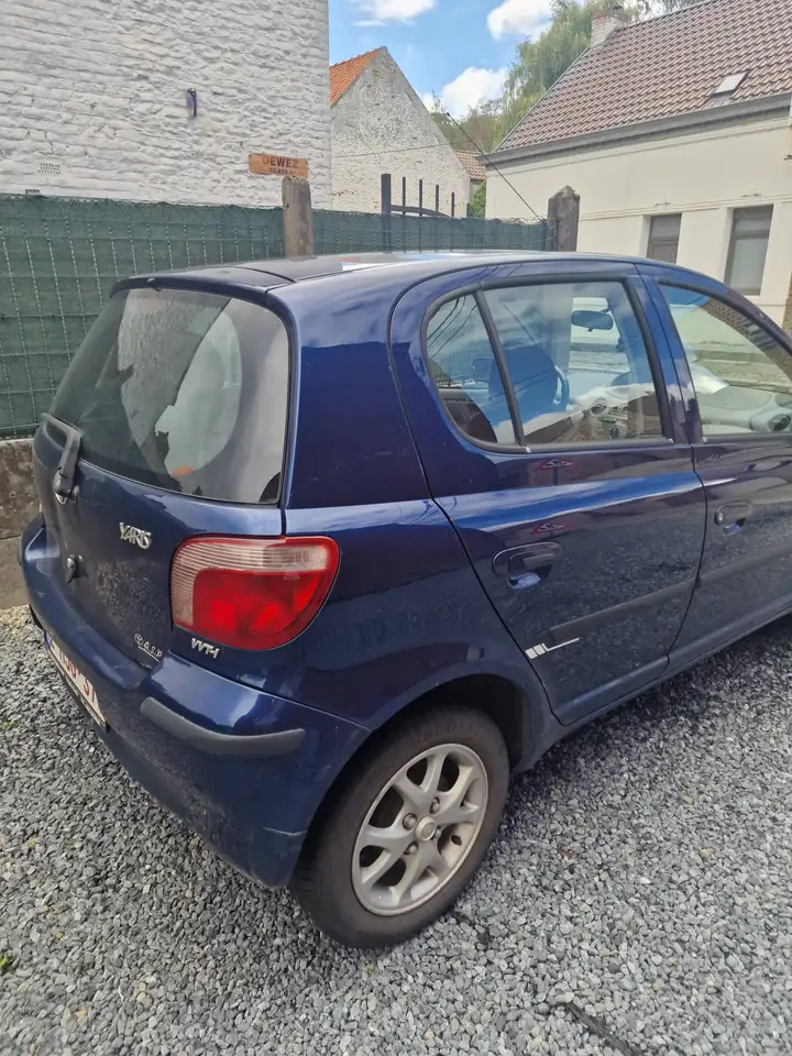 Toyota Yaris 1.3i VVT-i 16v Linea Luna, foto 6
