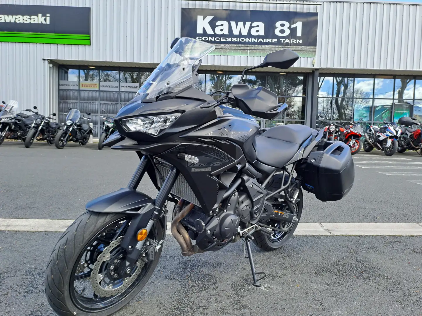 Kawasaki Versys 650 Noir - 1