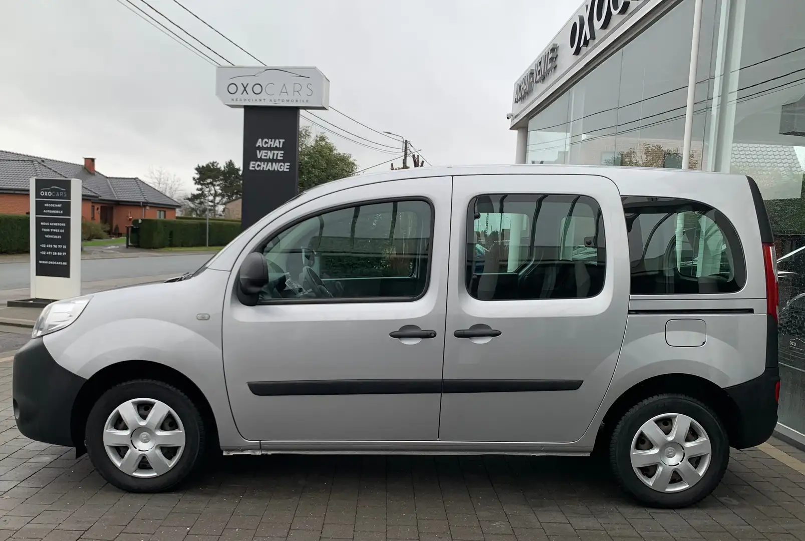 Renault Kangoo 1.2 Essence 115CV / 5 Places / Bluetooth / Boite 6 Gris - 2