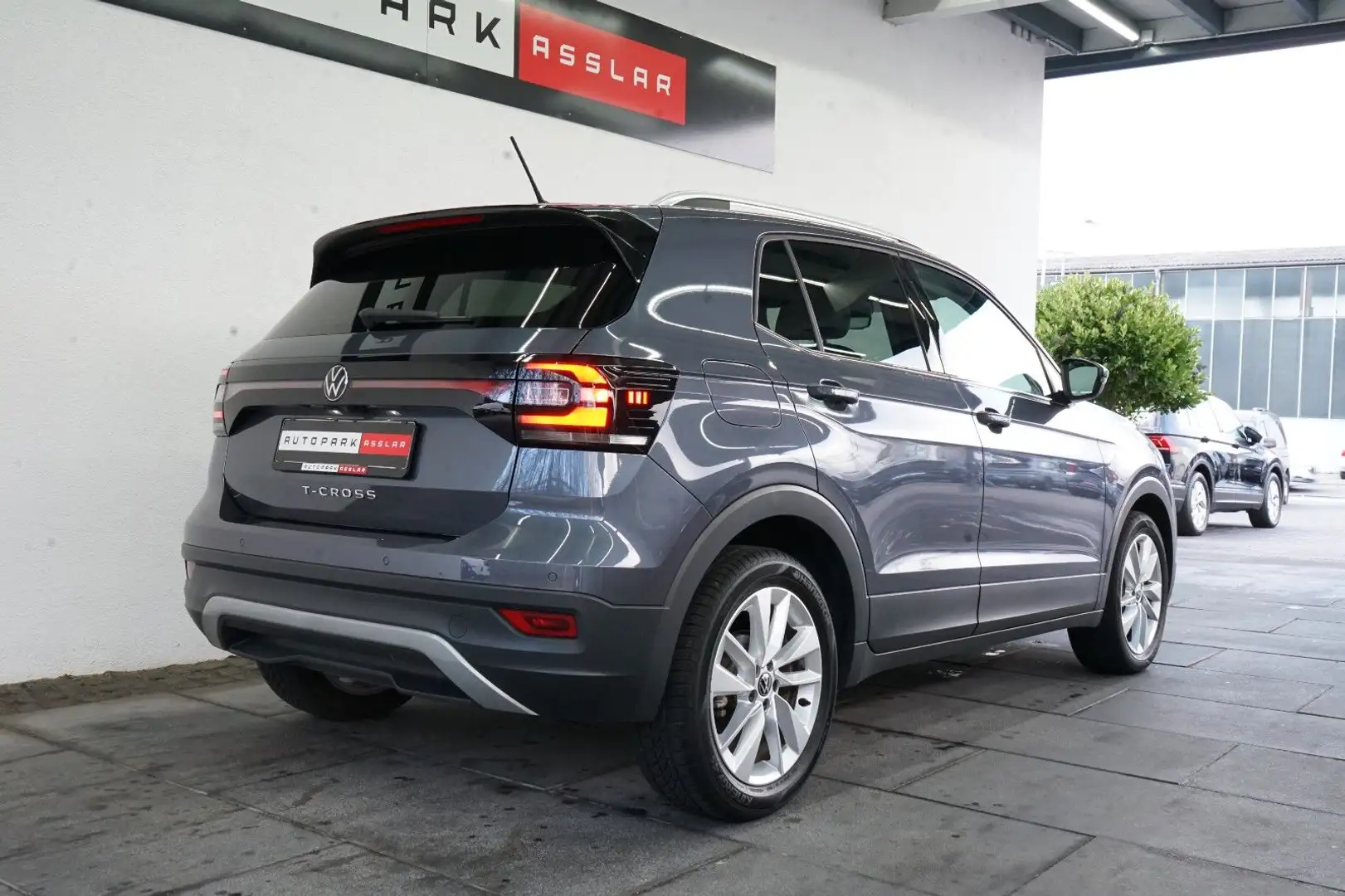Volkswagen T-Cross Style 1.5 TSI DSG/IQ-Drive/Kamera/ Grau - 2