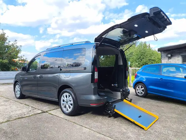 Ford Grand Tourneo Connect Titanium Rollstuhgerecht*Automatik