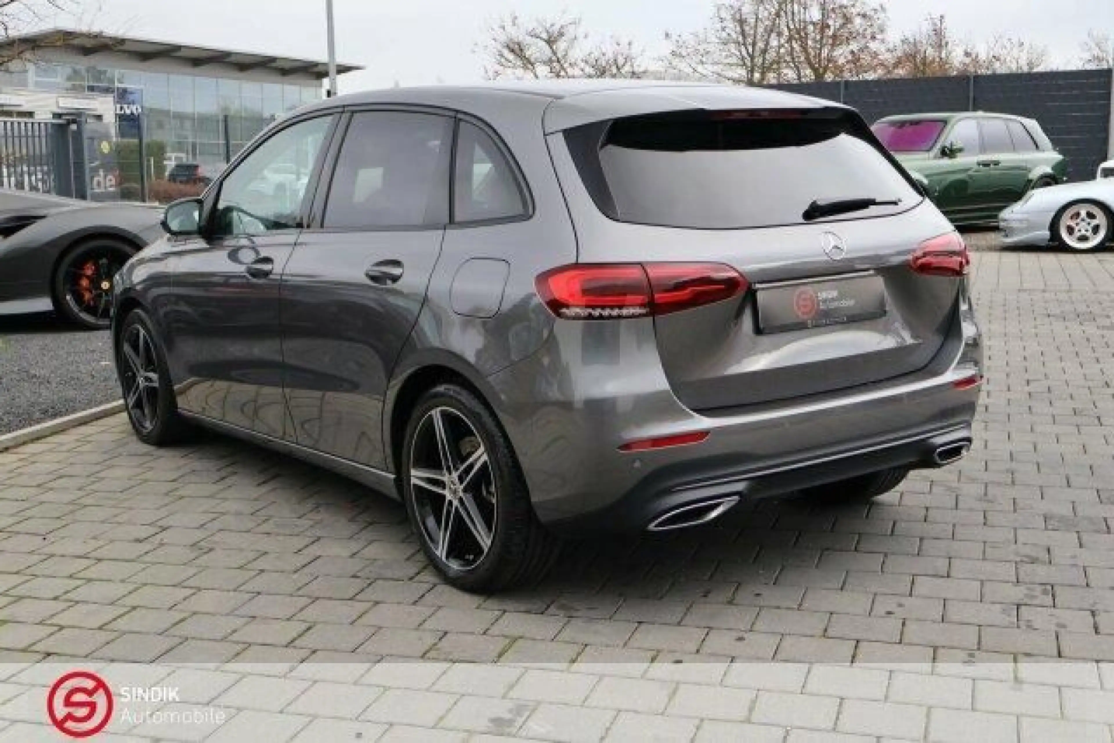 Mercedes-Benz B 220 d Progressive NigtPak-LED-Kamera-MBUX Navi — photo 8