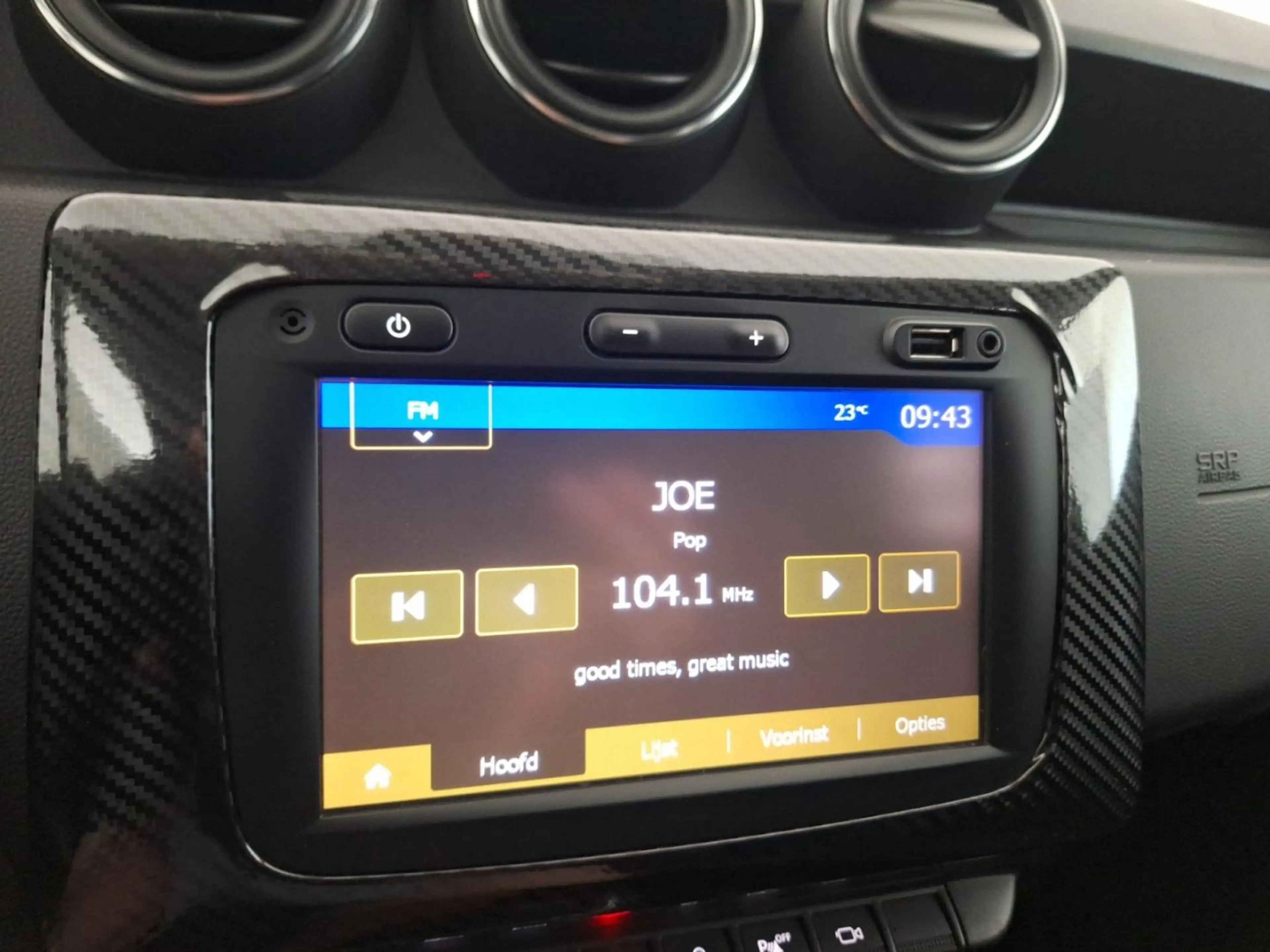 Dacia Duster COMFORT *TREKHAAK*RADIO*GPS*360° CAMERA*AIRCO*CRU — photo 13