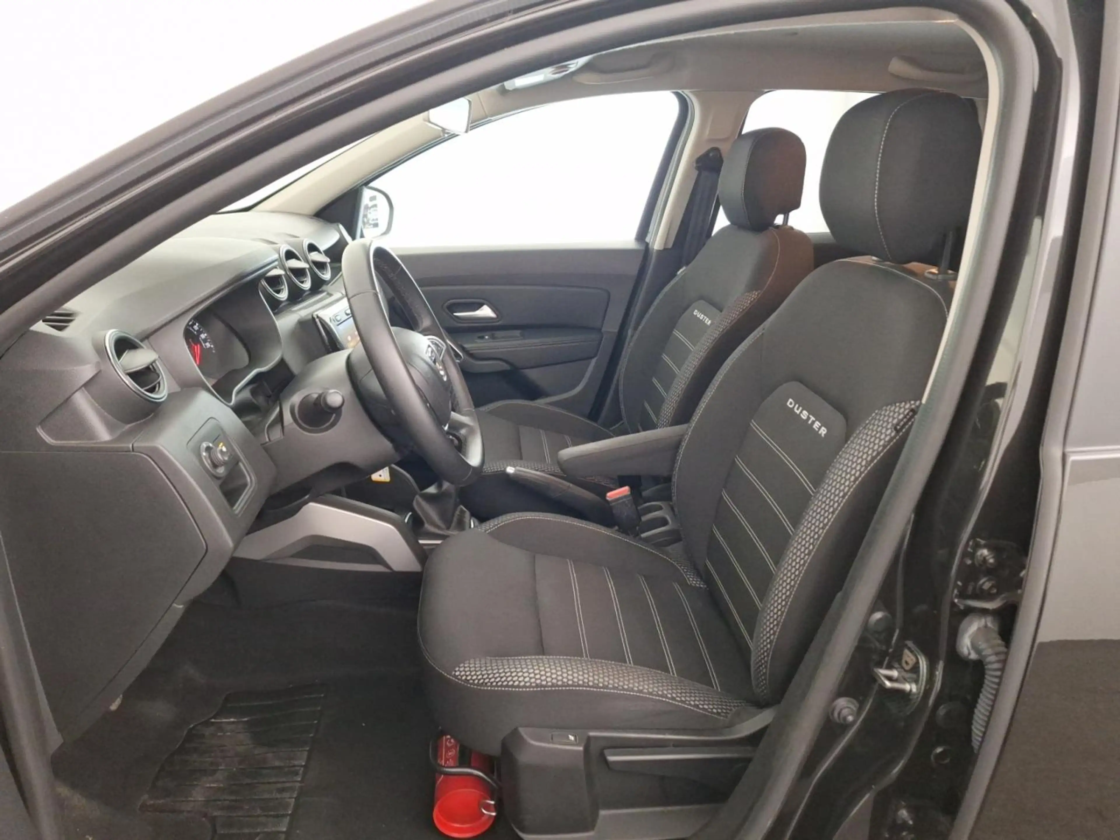 Dacia Duster COMFORT *TREKHAAK*RADIO*GPS*360° CAMERA*AIRCO*CRU — photo 8