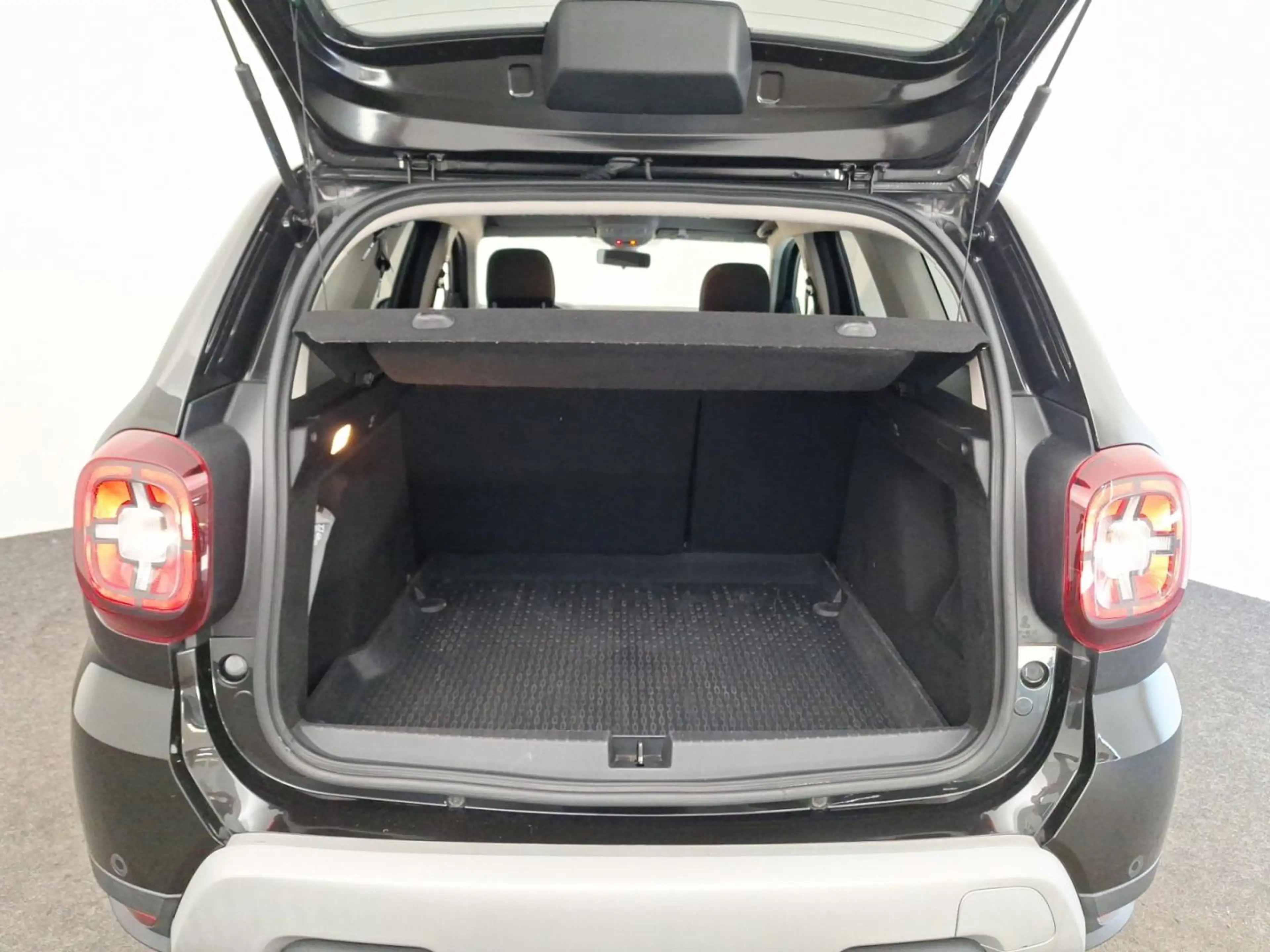 Dacia Duster COMFORT *TREKHAAK*RADIO*GPS*360° CAMERA*AIRCO*CRU — photo 6