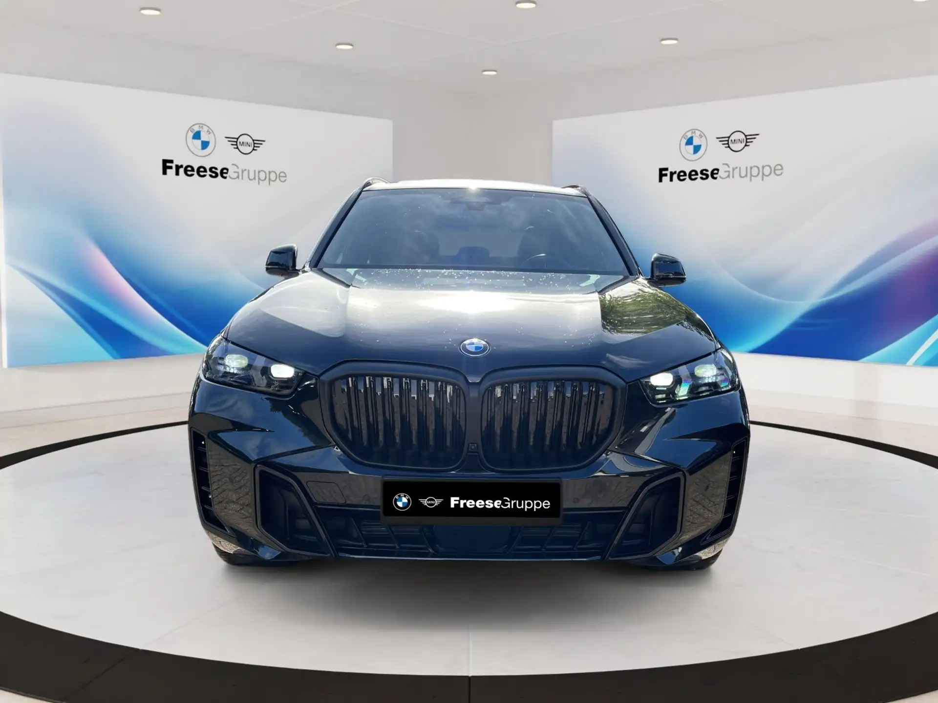 BMW X5 30d 2025 검정 사진 2