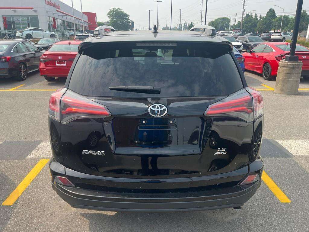 2017 Toyota RAV4 LE | All Wheel Drive | Bluetooth | Backup Camera | — снимка 1
