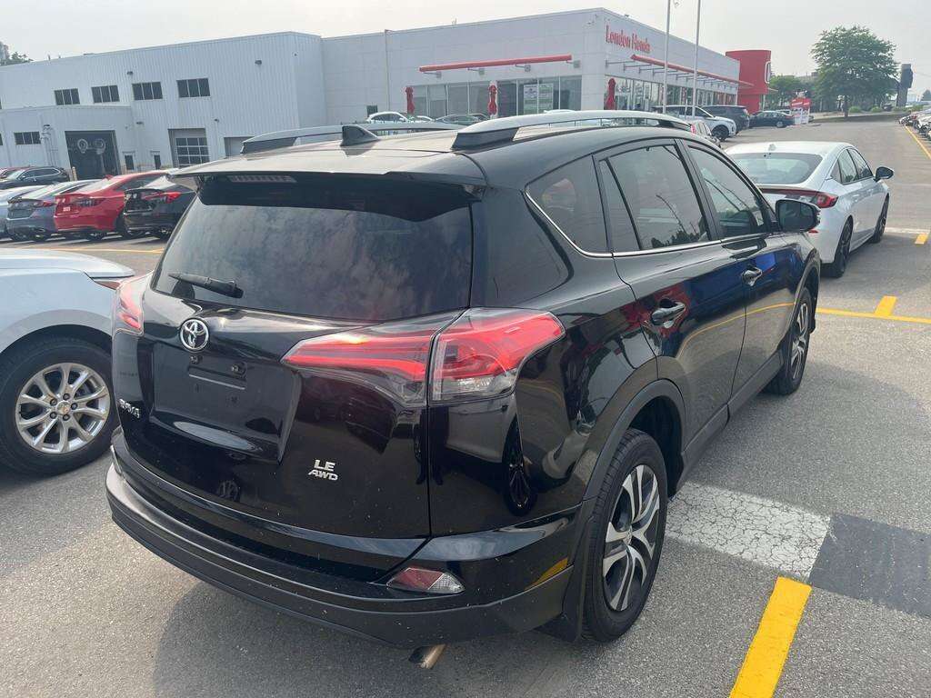 2017 Toyota RAV4 LE | All Wheel Drive | Bluetooth | Backup Camera | — снимка 1