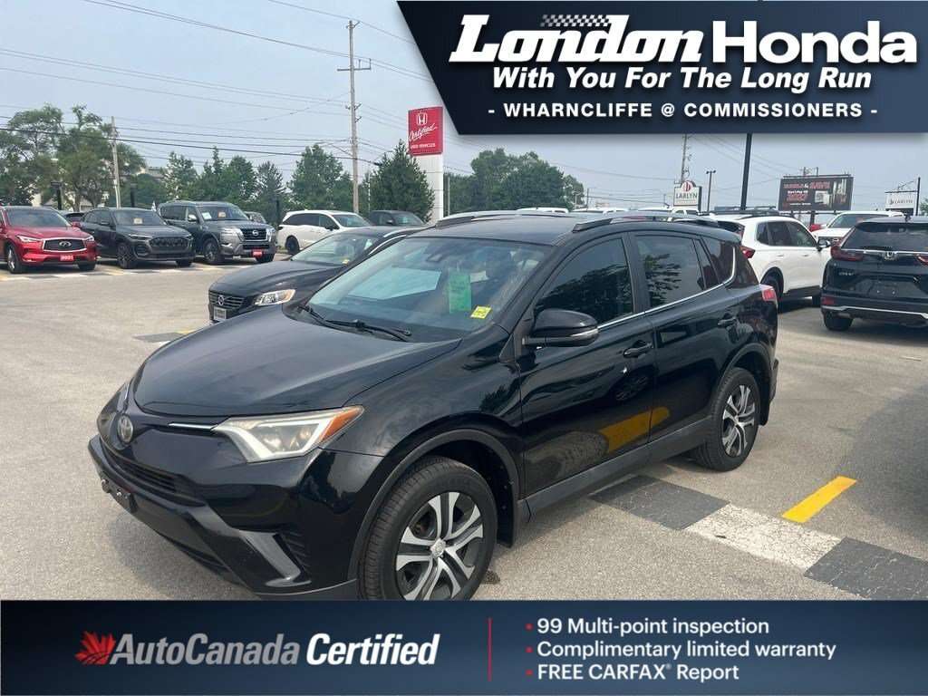 2017 Toyota RAV4 LE | All Wheel Drive | Bluetooth | Backup Camera |