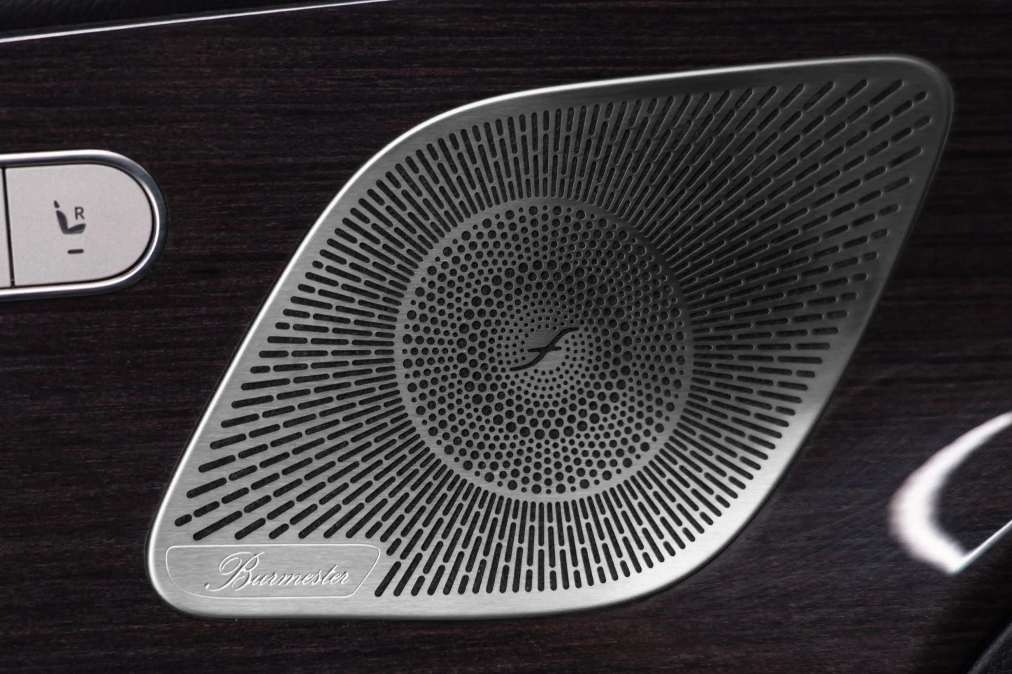 Mercedes-Benz GLS 400 d AMG 4MATIC°BURM°AIR°DIST°PANO°VENT°360° — photo 13