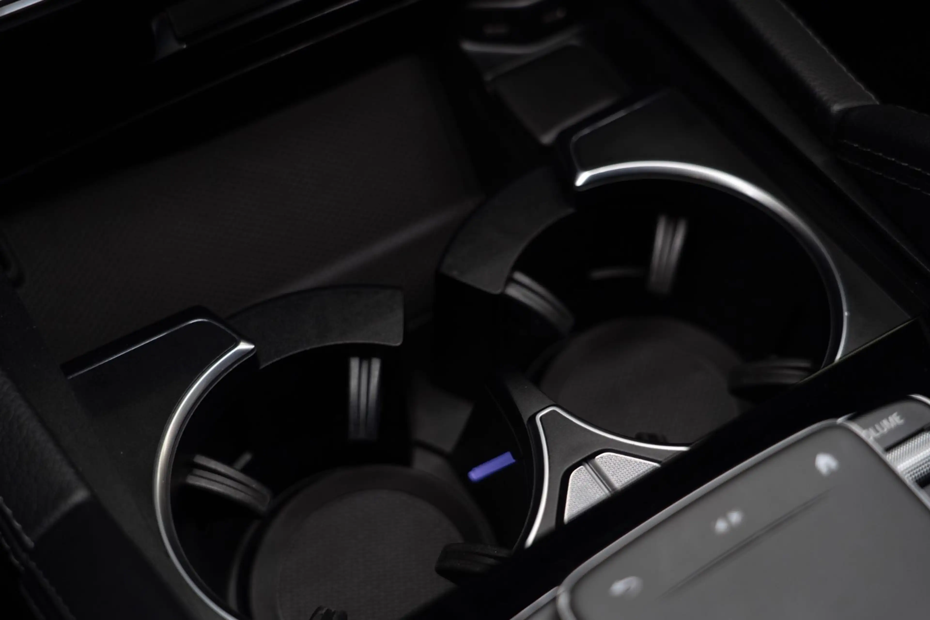 Mercedes-Benz GLS 400 d AMG 4MATIC°BURM°AIR°DIST°PANO°VENT°360° — photo 15