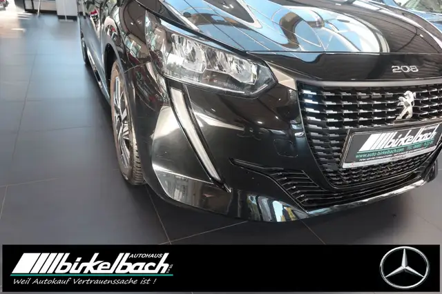 Peugeot 208 view 15