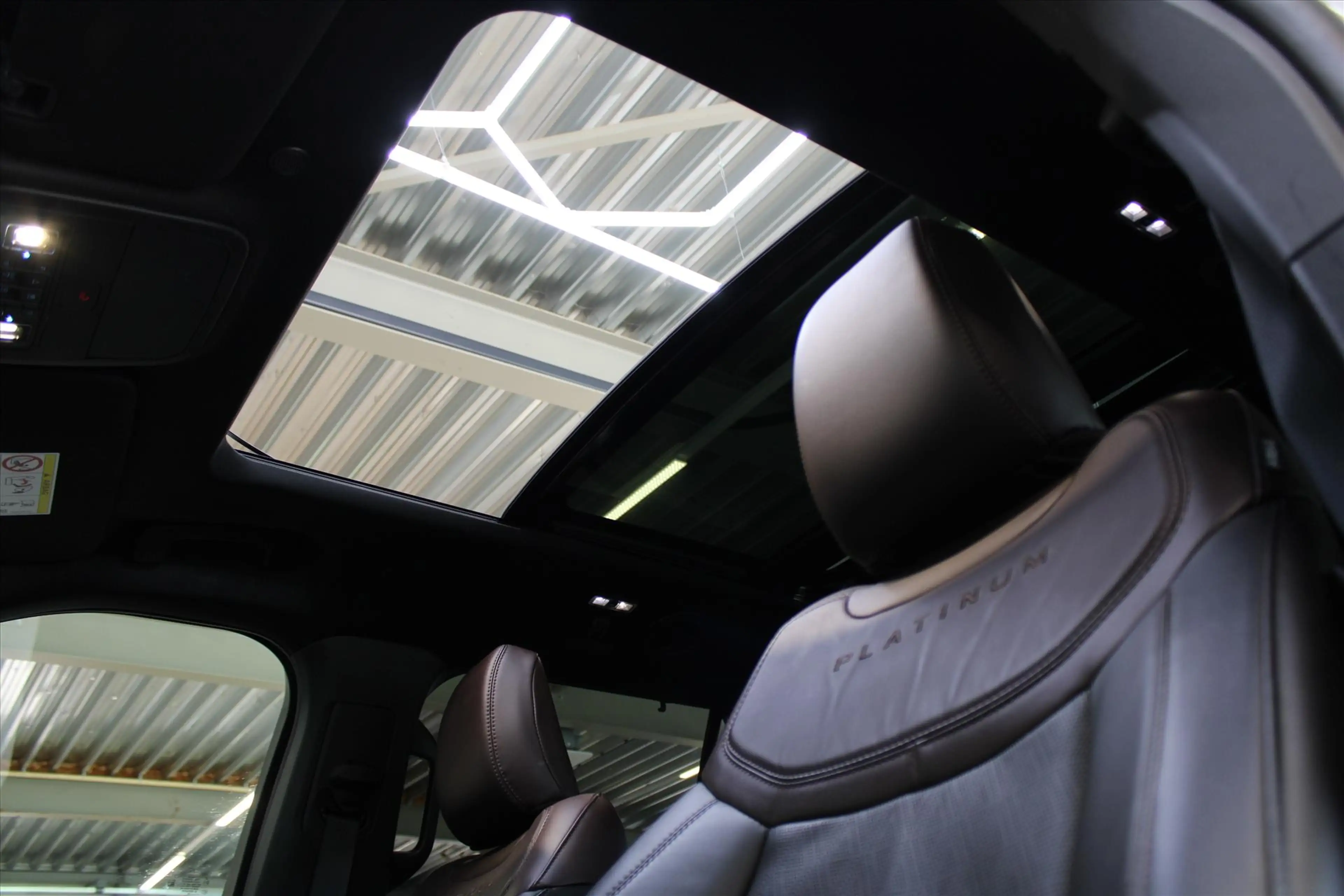 Ford Explorer Platinum 3.0 V6 EcoBoost AWD PHEV 457pk Automaat, — photo 15