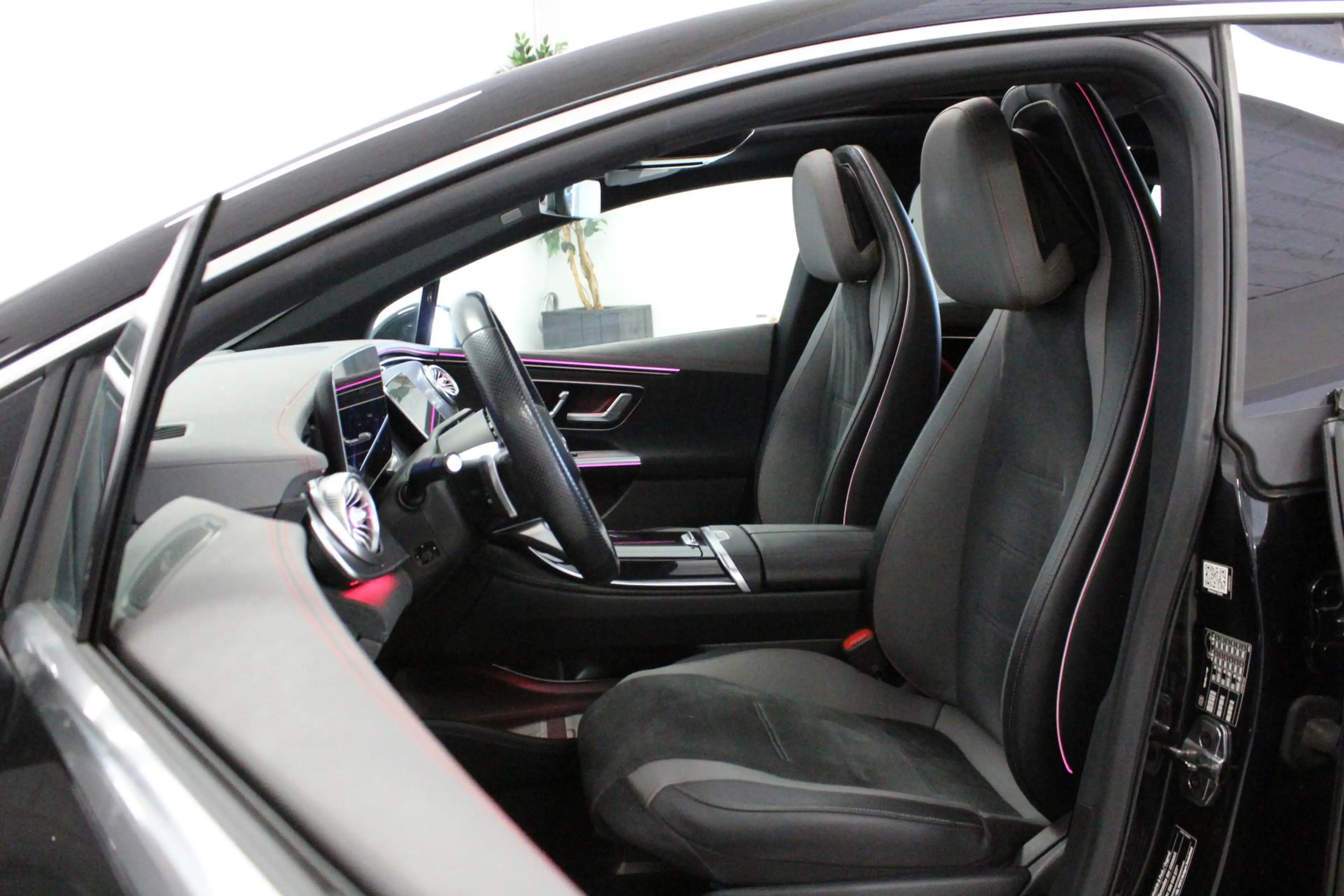 Mercedes-Benz EQE 350 350+ Launch Edition AMG Line 91 kWh | SOH 95% | AC — photo 9