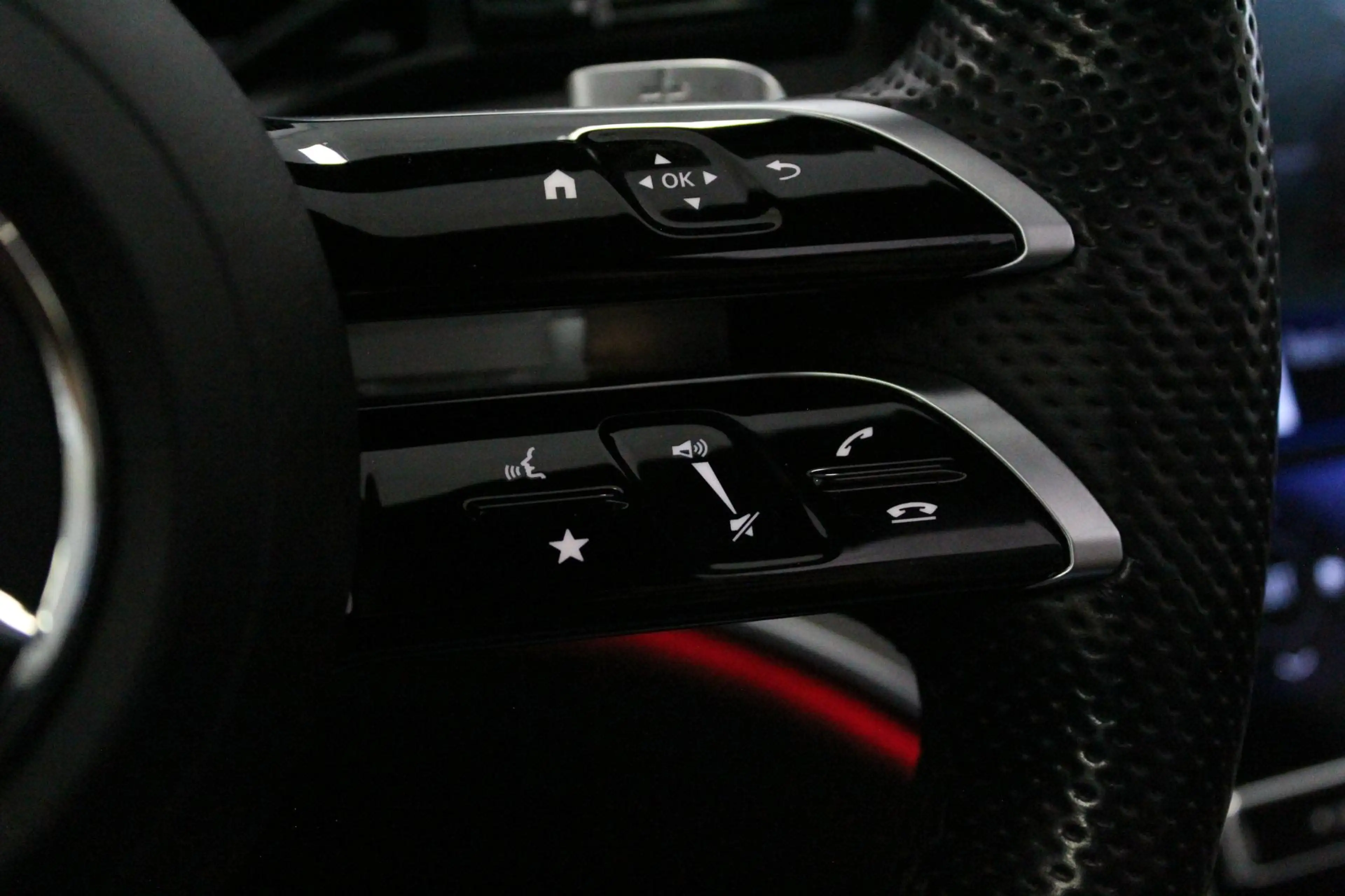 Mercedes-Benz EQE 350 350+ Launch Edition AMG Line 91 kWh | SOH 95% | AC — photo 29