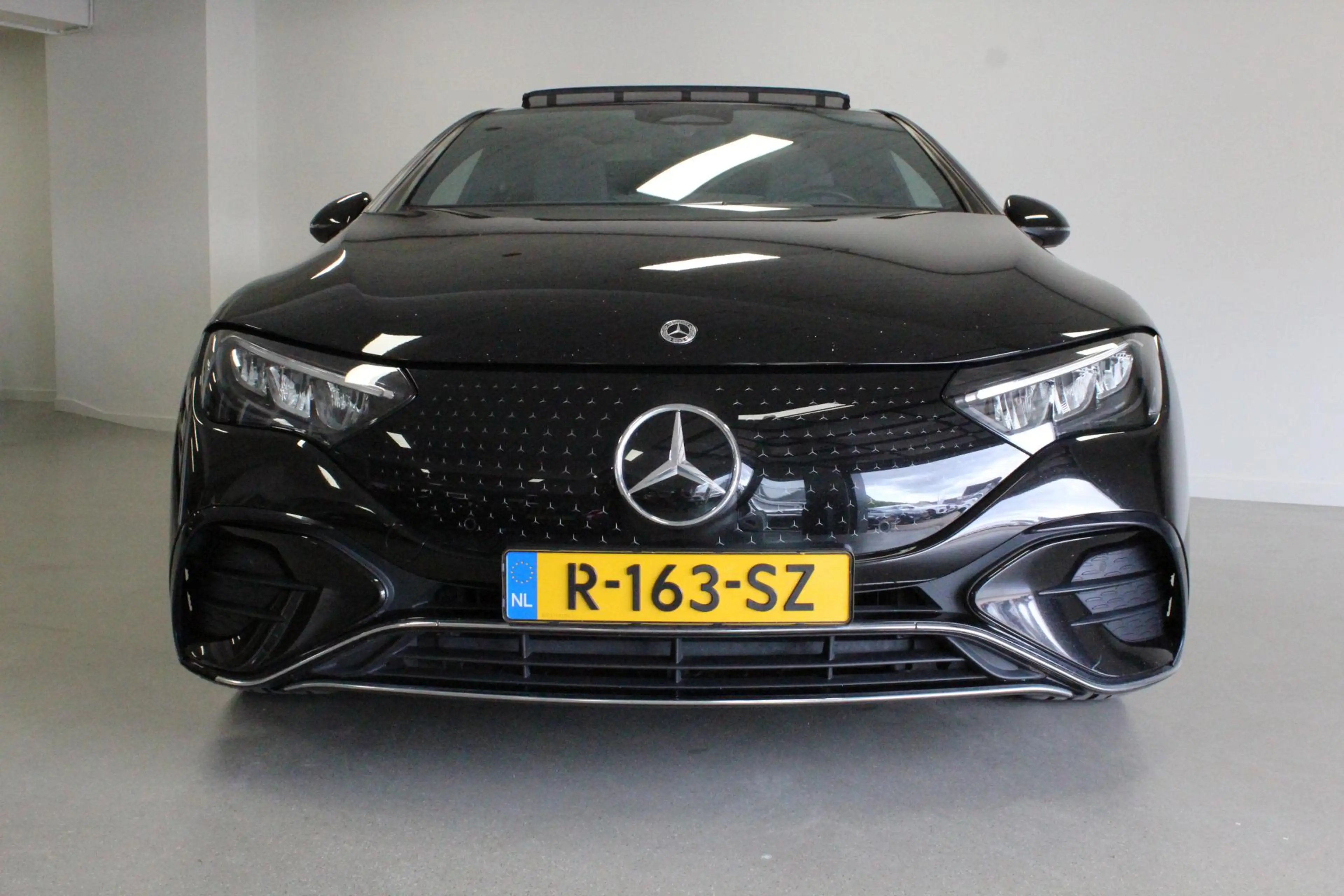 Mercedes-Benz EQE 350 350+ Launch Edition AMG Line 91 kWh | SOH 95% | AC — photo 3