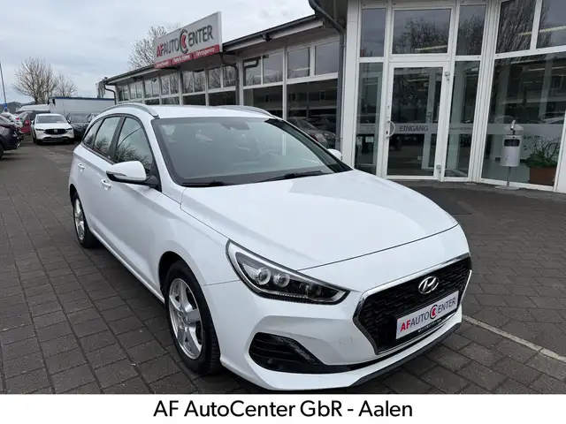 Hyundai i30 cw Automatik Trend*LED*Klimaauto.*Sitzh.