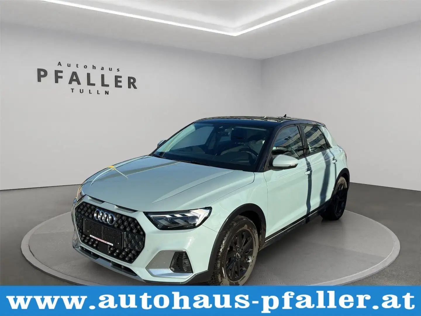 Audi A1 SB 30 TFSI Allstreet S-tronic Grau - 1