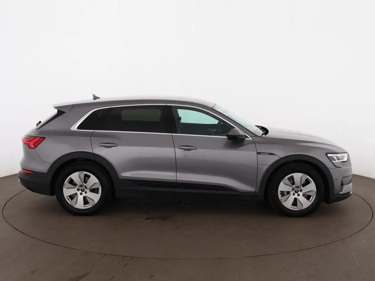 Audi e-tron 50 quattro 71kWh Aut LED LUFT LEDER NAVI, миниатюра 9