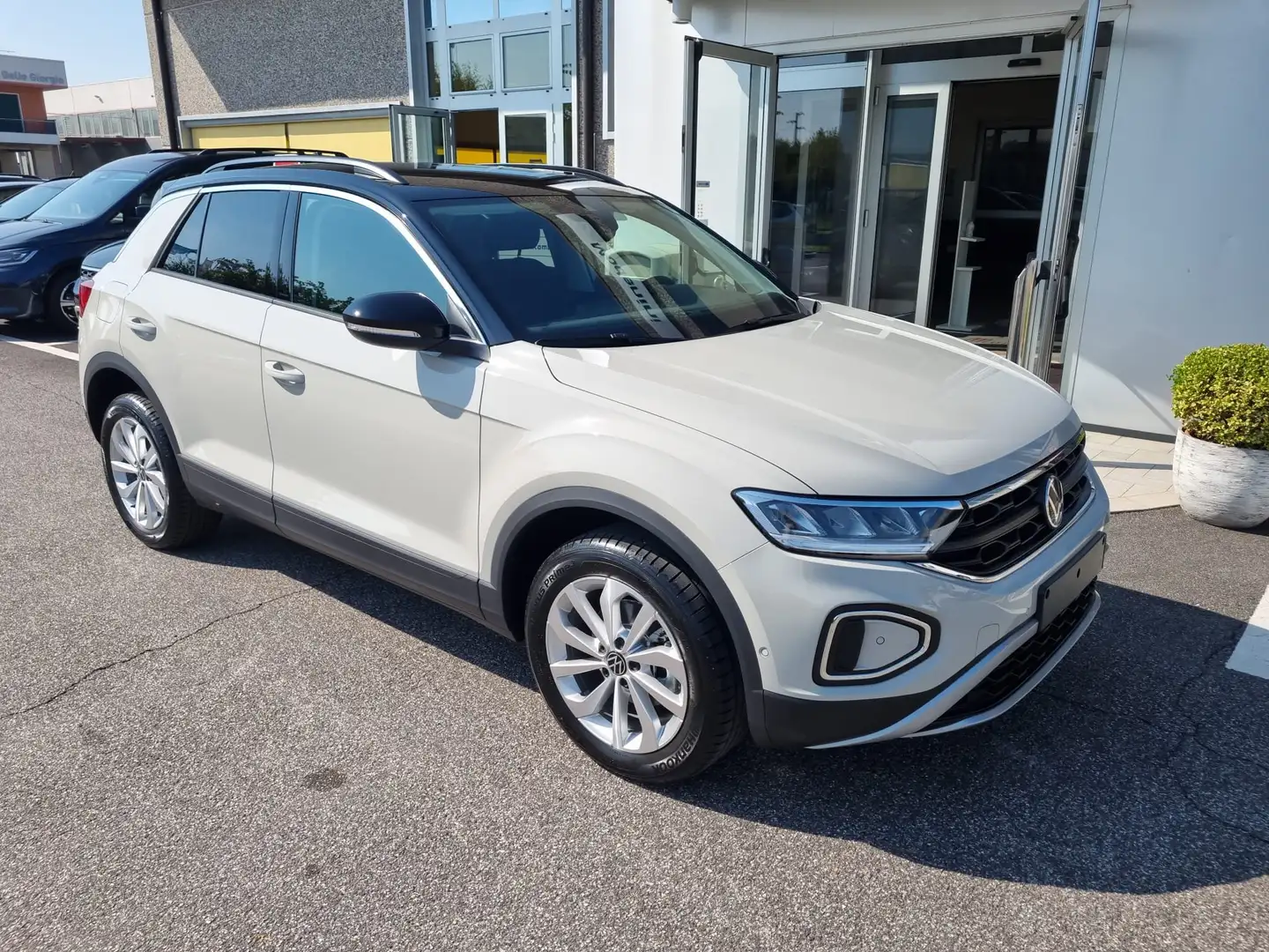 Volkswagen T-Roc T-Roc 1.0 tsi Edition Plus 115cv Beige - 1