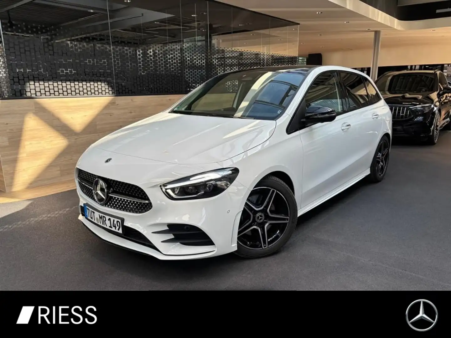 Mercedes-Benz B 220 4M AMG+AHK+PANO+MEMORY+MULTIBEAM+KEYLESS+ Alb - 1