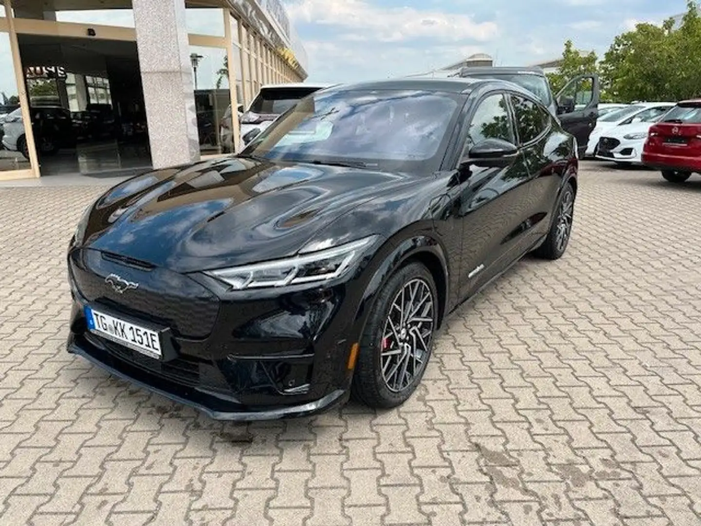 Ford Mustang Mach-E GT AWD Schwarz - 1