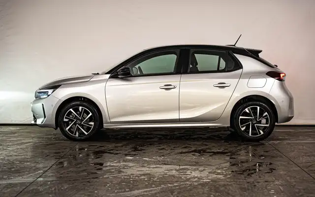 Opel Corsa view 2