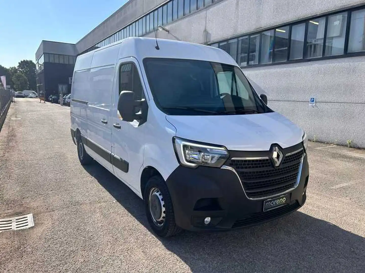 Renault Master T35 2.3 dCi 135 CV L2 H2 Ice White - 2