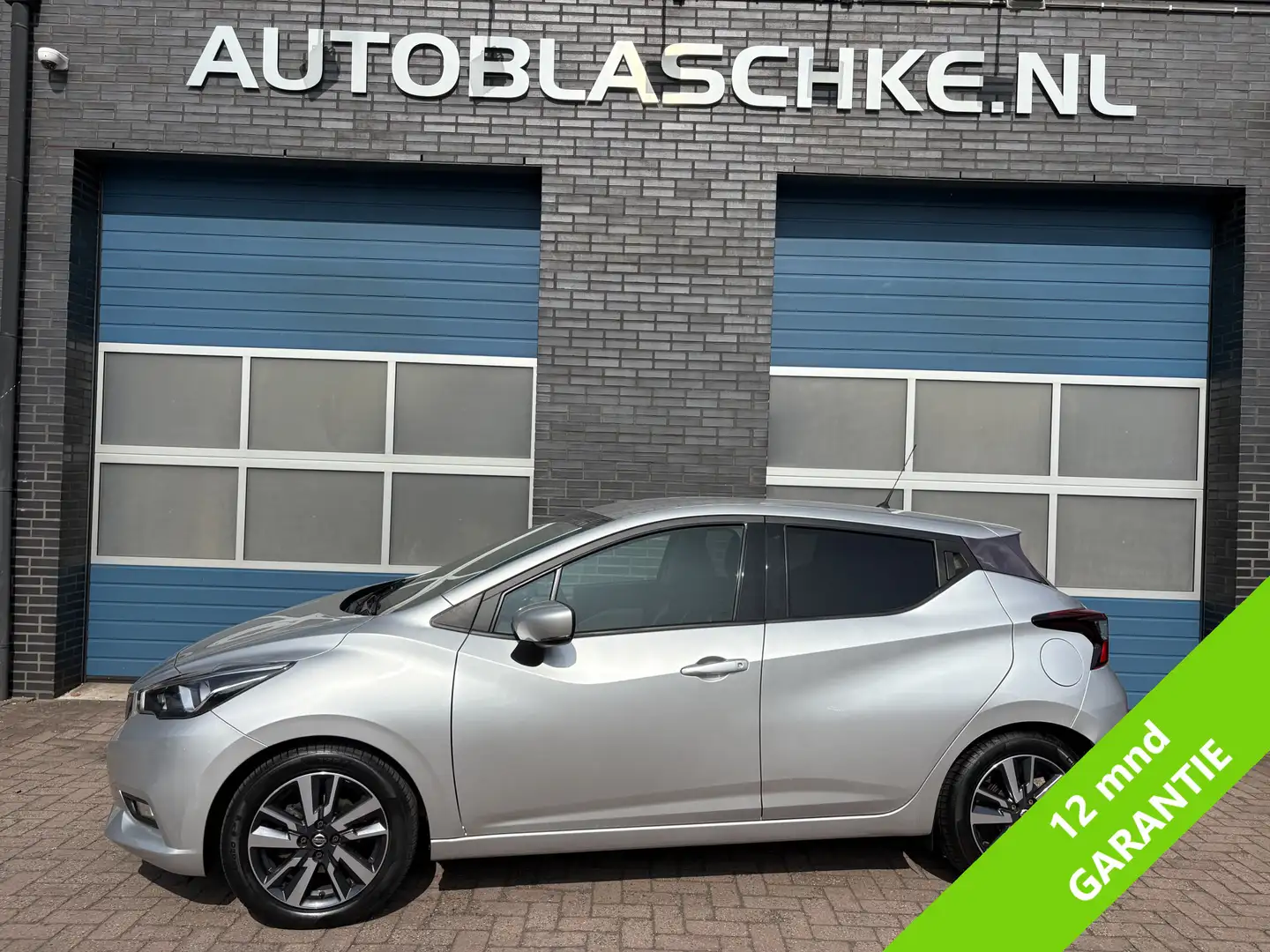 Nissan Micra 1.0 IG-T N-Connecta, navi, climate/cruise control, Grijs - 1