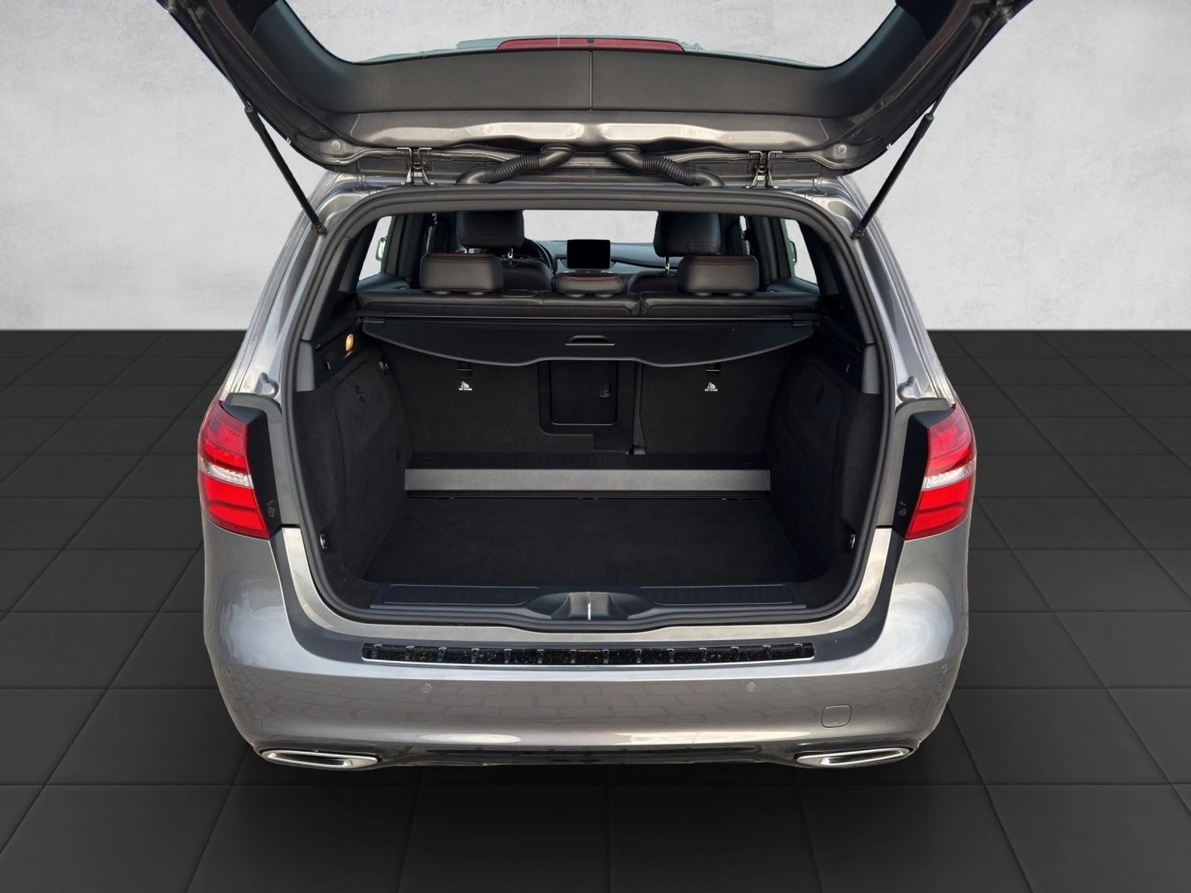 Mercedes-Benz B 200 CDI AMG Line|7G DCT Automatik|LED|AHK — photo 23