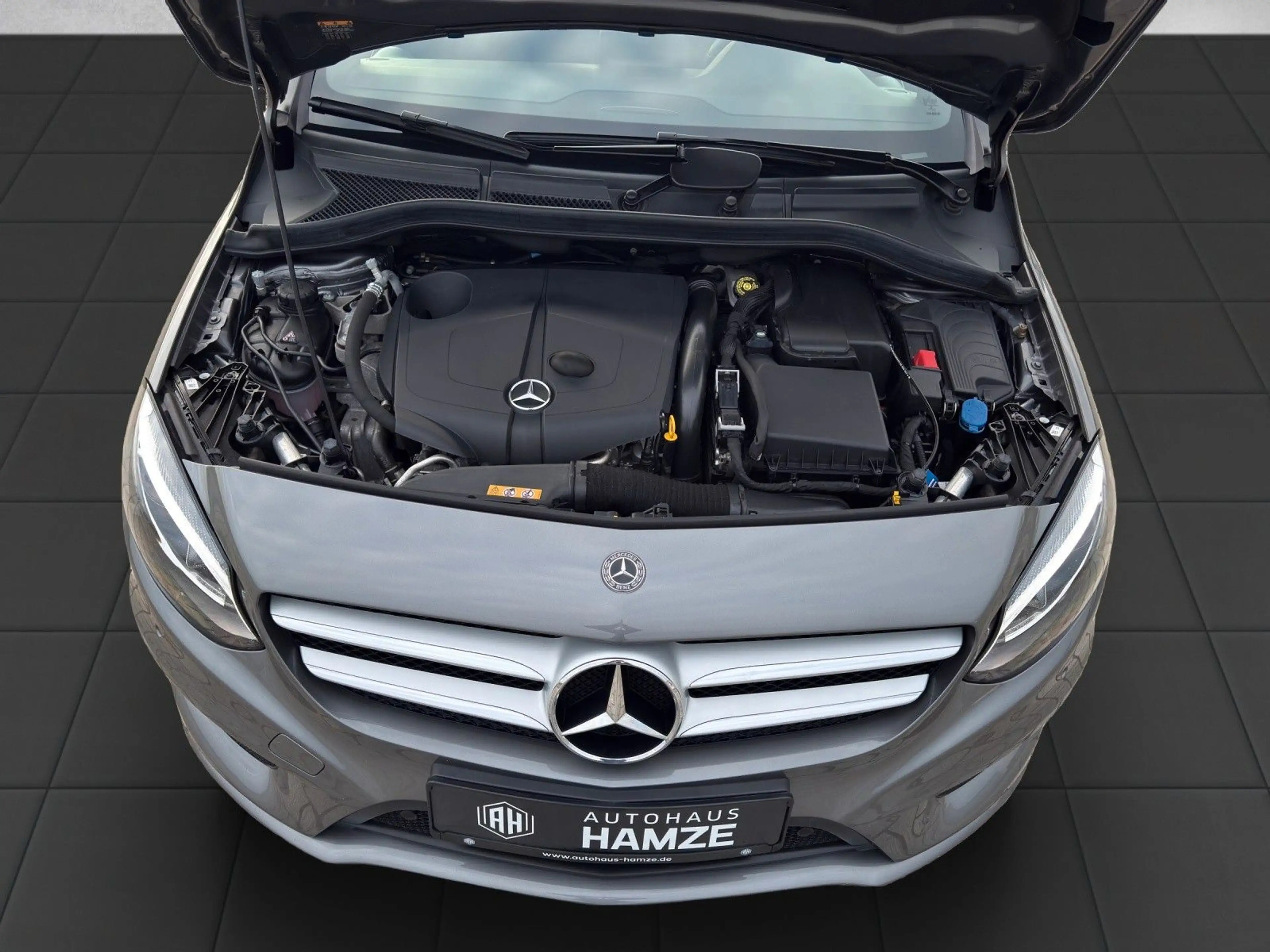 Mercedes-Benz B 200 CDI AMG Line|7G DCT Automatik|LED|AHK — photo 37