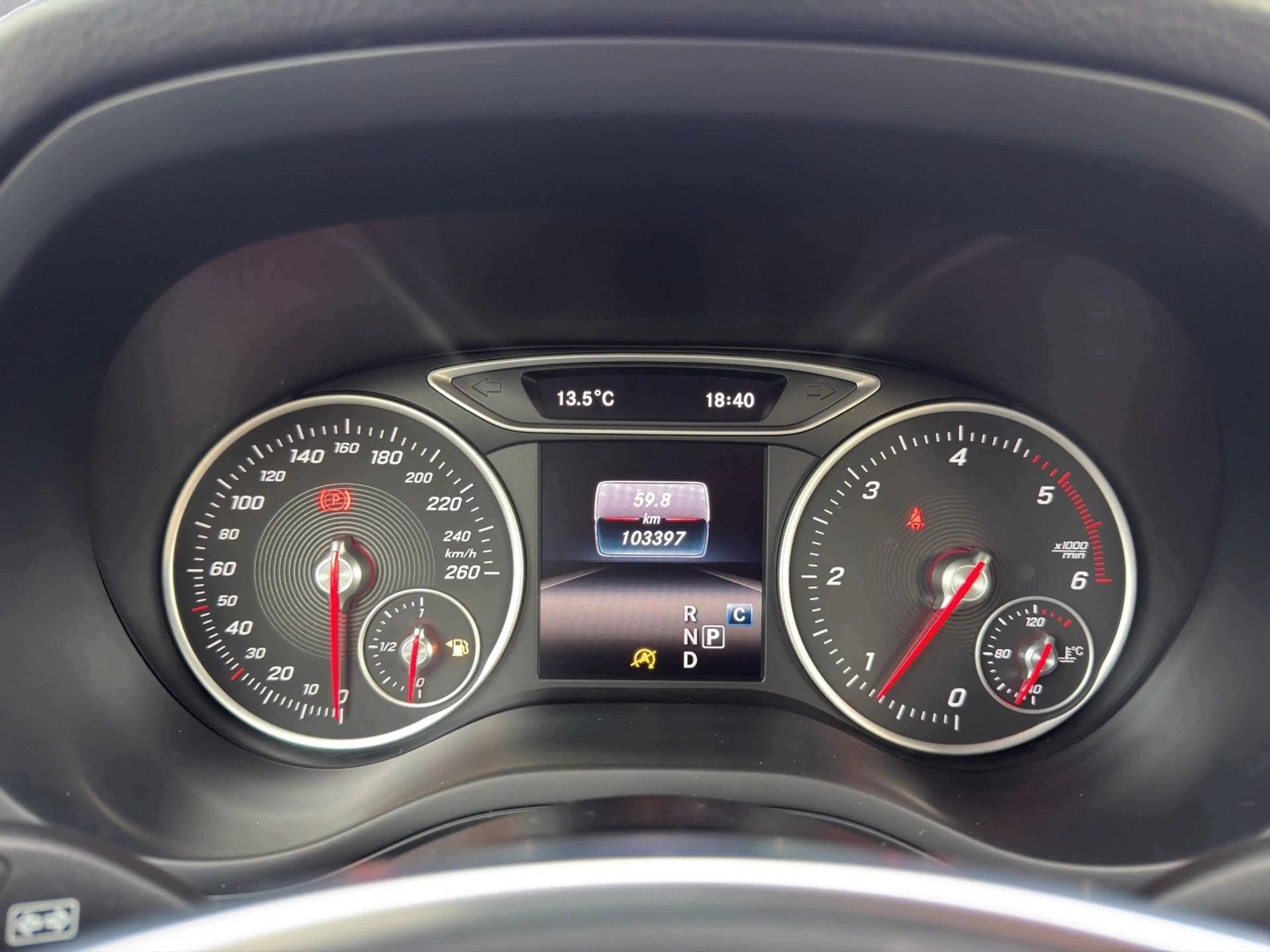 Mercedes-Benz B 200 CDI AMG Line|7G DCT Automatik|LED|AHK — photo 36