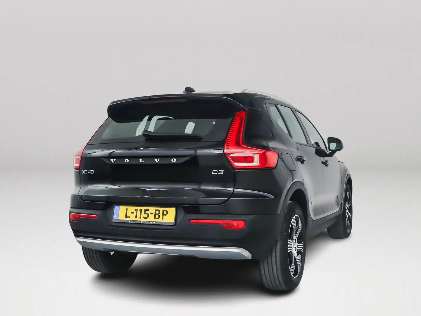 Volvo XC40 D3 | Parkeercamera | Harman Kardon | Stoel- en Stu Noir - 2