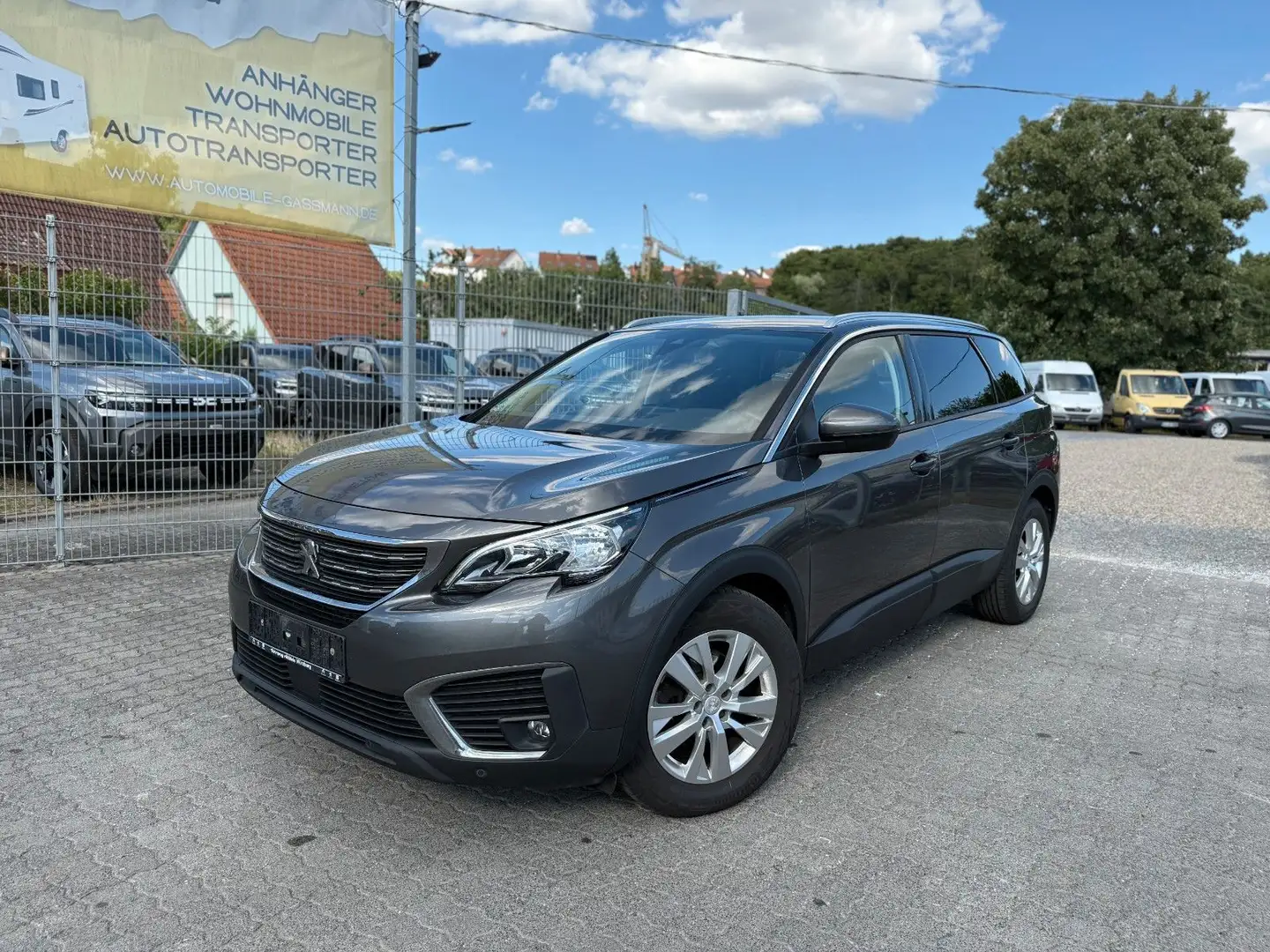 Peugeot 5008 1.2eTHP 7-Sitze AHK Spur-Assist VC RFK SHZ Gris - 1